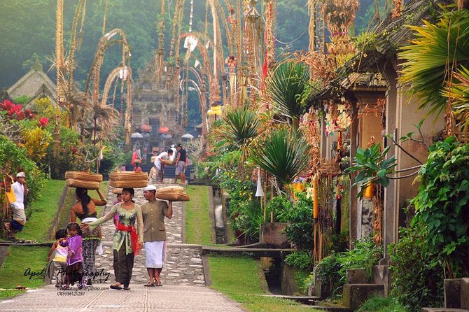 Bali Tour: Cepung Waterfall, Penglipuran Village, & Mt Batur View - Getting to the Day Right: Pickup Timing and What to Bring