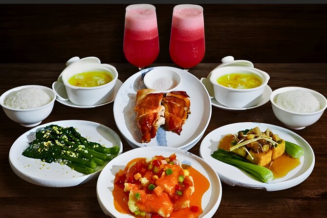 Bali Wanaku Heritage IndoAsian Cuisine - Seating under gazebos and live performance: the part that makes it feel special