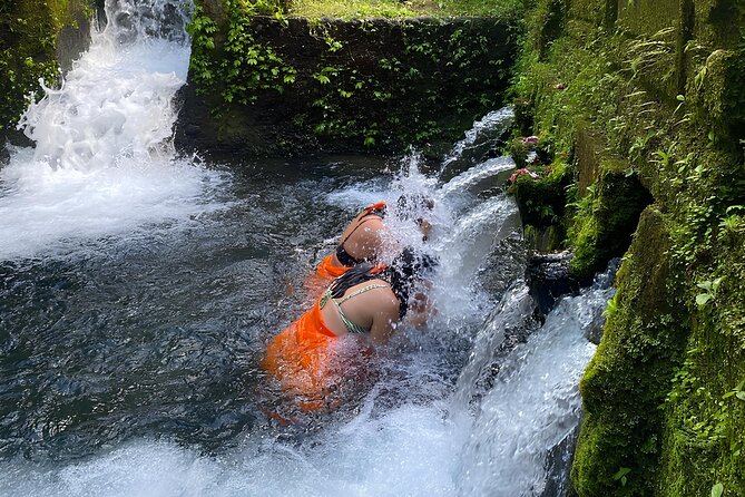 Bali: Water Purification at Pura Mengening - Dress Code Made Easy: Sarong, Kebaya, Flowers, and Offering