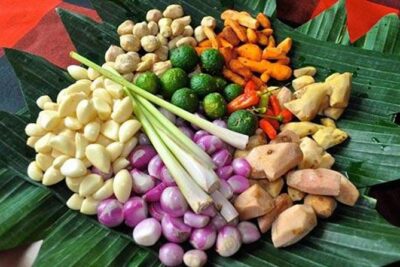 Balinese Cooking class with traditional morning market visit - Laplapan Village and the Canang Offering Lesson