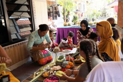Balinese Village Experience - Inside the Family Compound: Morning Tea, Cakes, and Daily Life