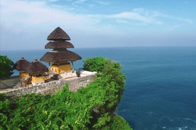 Bali's Spiritual Pillars - Uluwatu Temple Tour - Pickup from Seminyak and the timing that matters