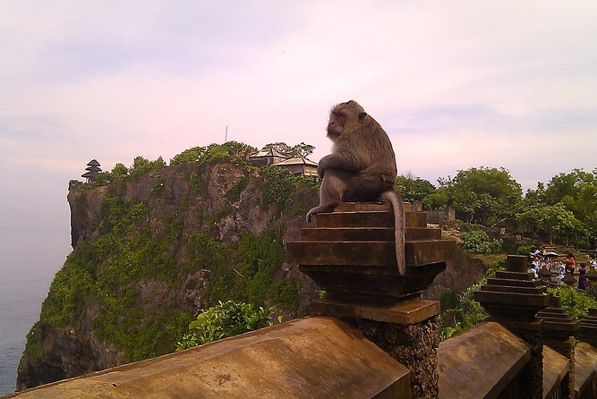Bali's Spiritual Pillars - Uluwatu Temple Tour - Kecak dance: why it’s worth considering (but costs extra)