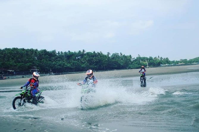 BEGINNER RIDE - Learn to ride and enjoy the sandy beach - Automatic First, Manual Later: How the Ride Skill Progresses