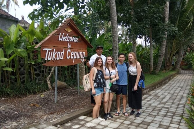 Besakih Mother Temple Tukad Cepung East Bali Private Guided Tour - Stop 4: Kertha Gosa Park and the royal water palace vibe