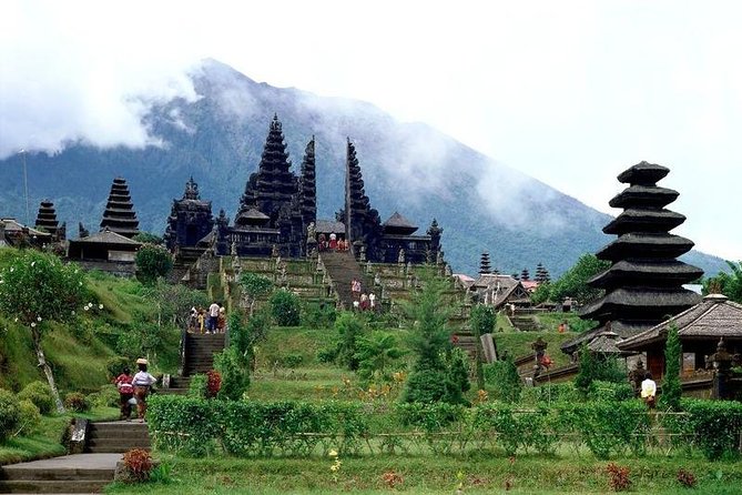Besakih Temple Tour - Mother Temple in Bali - Kertha Gosa: the royal court of justice stop