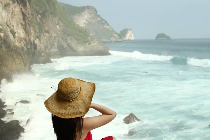 Best Bali Beaches - Uluwatu Temple - FREE Wi-Fi - Padang Padang Beach: The Movie-Famous Surf Stretch