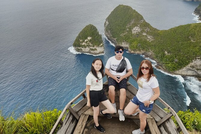Best Iconic West and East Nusa Penida Island Tour - All Inclusive - Paluang Cliff: pink-beach side views that feel like another world