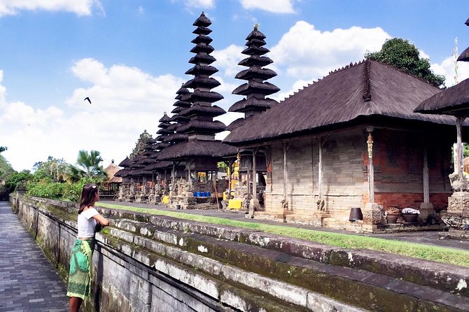 Best of Bali Water Temple and UNISCO Rice Terrace Trek - Taman Ayun Temple: Garden-Temple Beauty Without the Rush