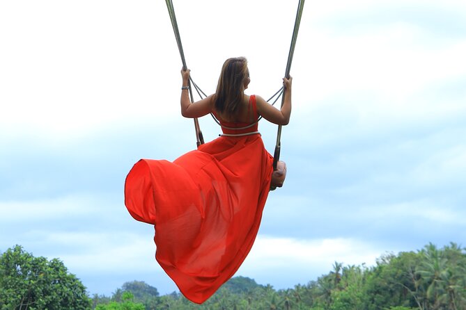 Best of Instagram Tour: Gate of Heaven, Tirta Gangga, Bali Swing - Stop 2: Tirta Gangga Water Garden’s pond and royal bathing vibe