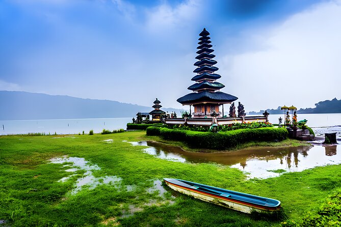 Best of North Bali Tour, Hot Spring, Waterfall, Lake Temples - Stop 2: Banjar Hot Springs and the Volcanic Soak