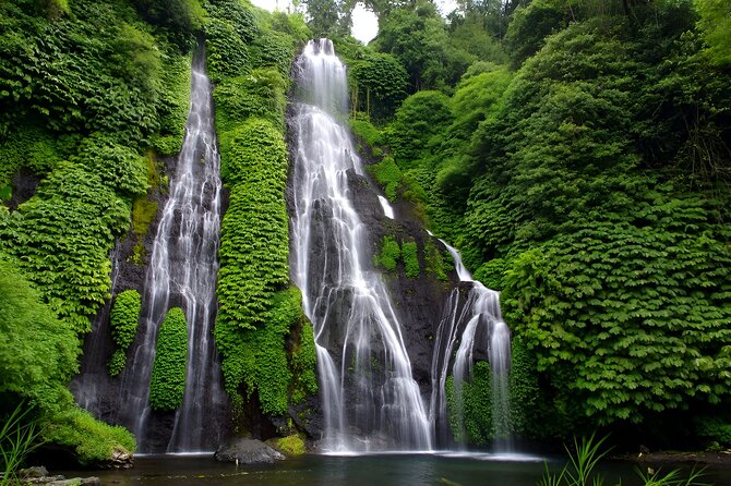 Best of North Bali Tour, Hot Spring, Waterfall, Lake Temples - Stop 1: Brahma Vihara Arama Buddhist Monastery