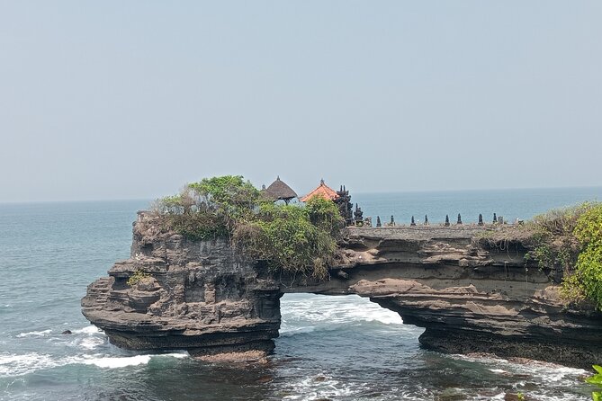 Best Of Ubud And Tanah Lot Temple Private Guide Tour - Tegalalang Rice Terrace: photo frames plus a lesson moment