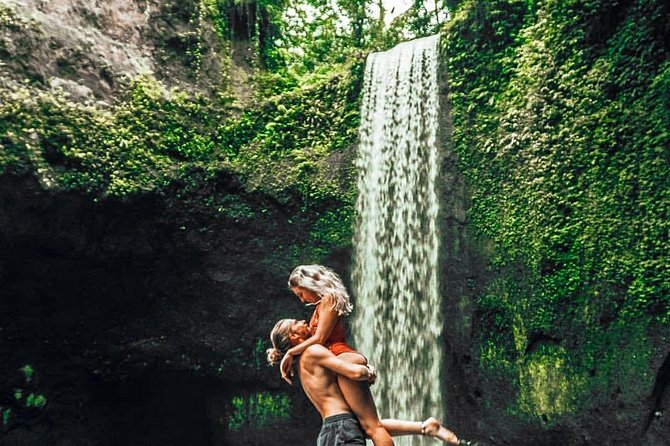 Best Of Ubud : One Day Hidden Waterfall Tour with Tempel - Stop 4: Sacred Monkey Forest Sanctuary, Dragon Bridge, and the Canyon Area
