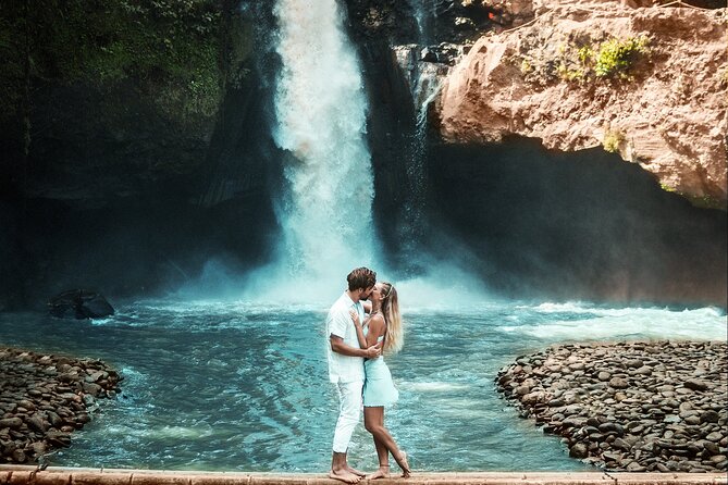 Best of Ubud Tour: Monkey Forest, Rice Terraces & Waterfall - Ulu Petanu waterfall: time to cool off and (maybe) swim