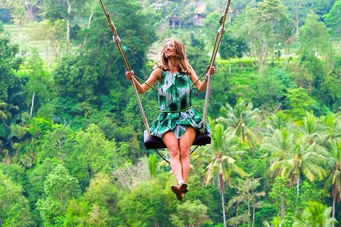 Best of Ubud with Jungle Swing Experience - Batuan’s temple stop: a peek at home, routine, and worship