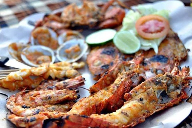 Best Romantic Seafood Dinner at Jimbaran Beach Sunset - Where you start matters: Kekeluargaan Pandan Sari Cafe and a 6:00 pm kickoff