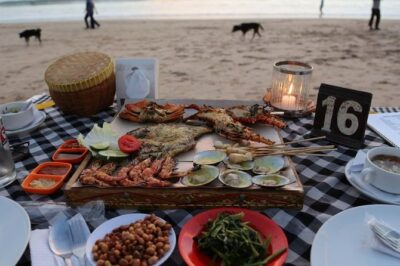 Best Romantic Seafood Dinner at Jimbaran Beach Sunset - The “romantic sunset seafood” part: what it feels like on the beach