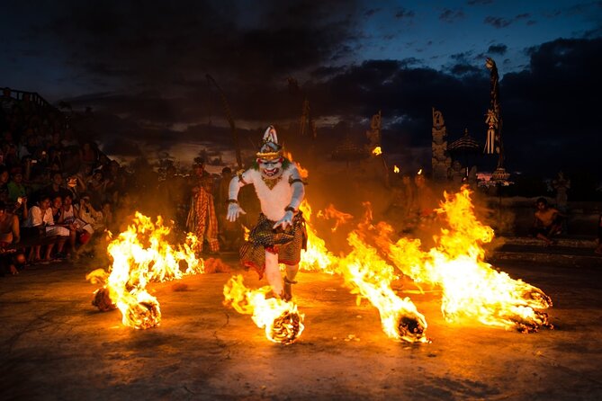 Best Sunset at Uluwatu with Kecak Dance - Uluwatu Temple and Kecak Dance: Sunset as the Real Headliner