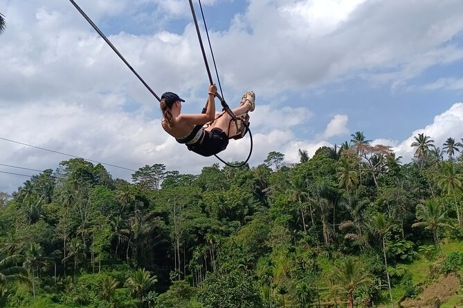 Best Ubud Tours -All inclusive with private driver - Tegenungan Waterfall: Photos Are Easy, Comfort Takes Prep