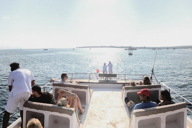 Blue Water Express Boat Transfer From Serangan Or Padang Bai To Lombok Or Vice Versa - Who Should Book This Fast Boat Transfer?