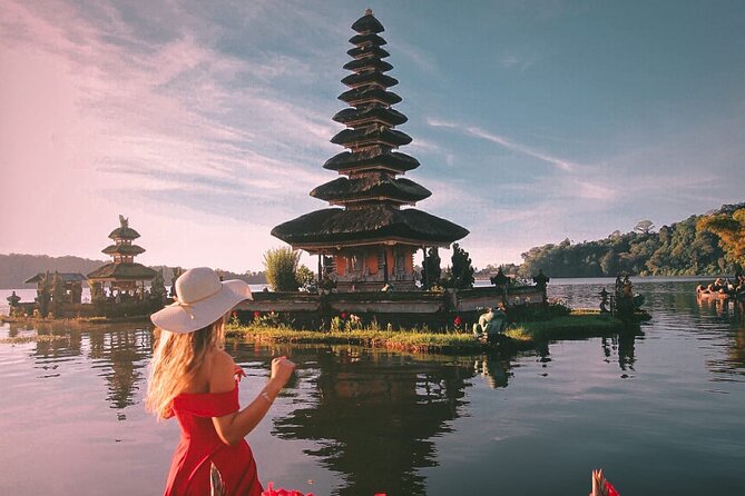 Celukan Bawang private North Bali Nature Tour - Lunch, coffee plantation, and the traditional house moment