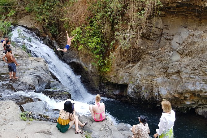 Cliff Jumping and Sliding at Aling Aling Waterfall - What You Get to Eat and Drink During the Morning