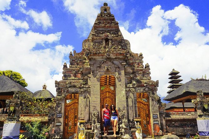 Complete your Bali Holiday with Bali Instagram Tour including Lunch - Wanagiri Hidden Hills and Twin Lakes: Quick, Scenic, and Photo-First