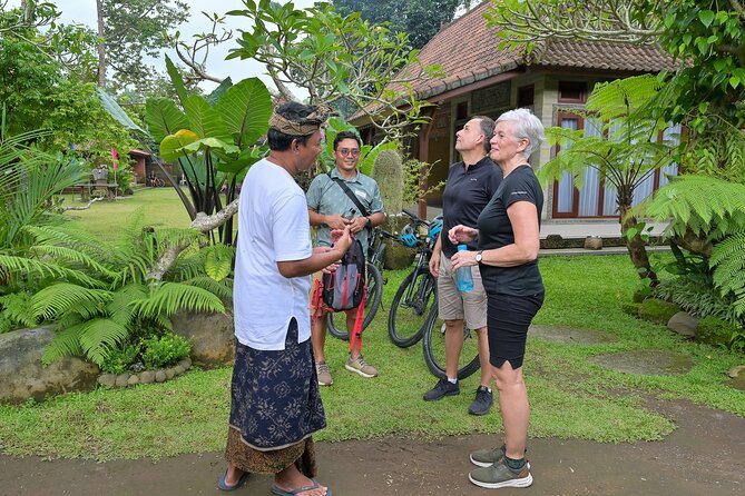 Cycling and Cooking Class in Ubud - Coffee at a Family Compound: A Small Stop With Big Cultural Payoff