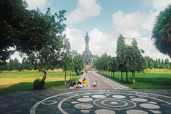 Denpasar City Tour - Bali Provincial State Museum (Negeri Propinsi Bali): masks, music, and ceremony models