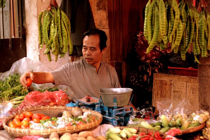 Denpasar Night Market Food Tour - What’s included: dinner plus a unique souvenir