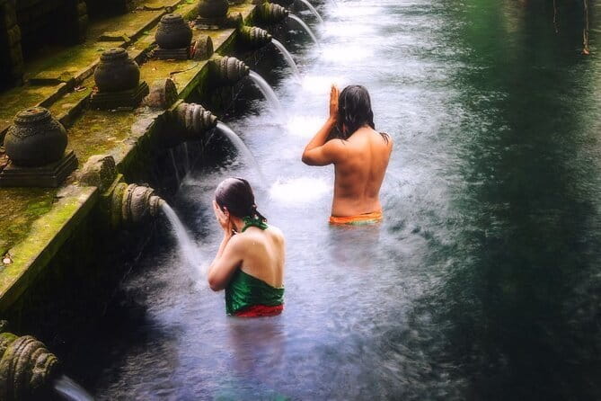 Discover Bali in 3 Days of Scenic and Cultural Delights - Day 1: Tegalalang Rice Terrace, Tirta Empul purification water, and Gunung Kawi Sebatu