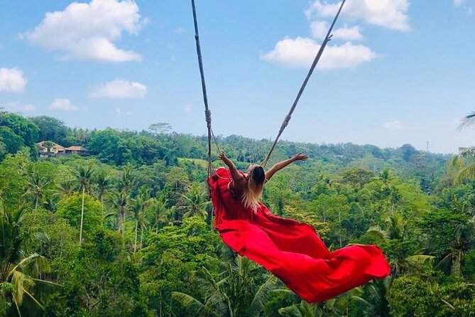 Discover East Bali: Snorkeling Blue lagoon & Instagramable Spots - Stop 2: Tirta Gangga Water Palace, fountains, and garden photos