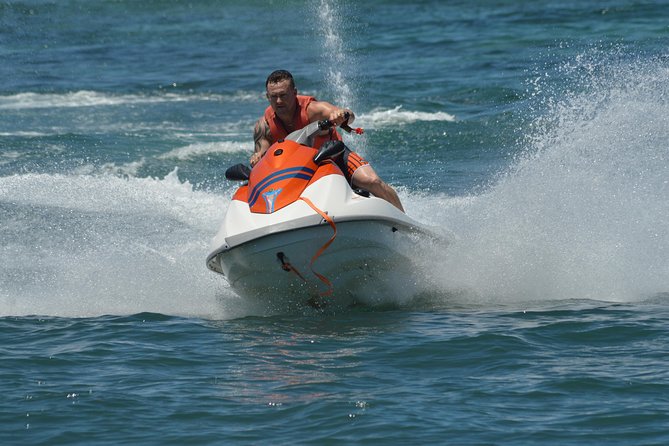 Drive Self Jet Ski Half an Hour - Quick hits on this self-drive jet ski in Jimbaran/Nusa Dua