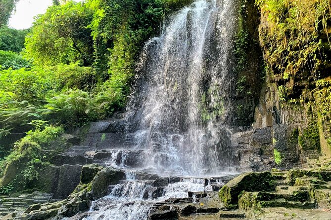 East Bali Lempuyang Temple Tirta Gangga and Waterfall Tour - Lempuyang Temple: The Gate of Heaven photo, with queue reality