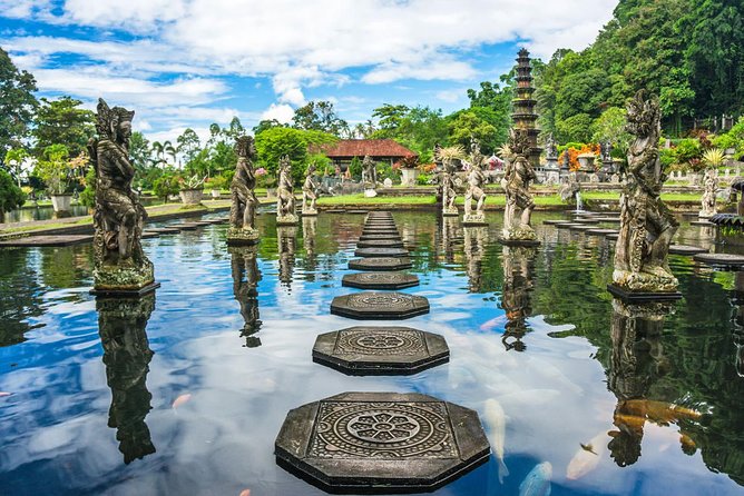 East Bali Tour: Lempuyang Temple - Gate of Heaven, Tirta Gangga, Virgin Beach - Stop 2: Tirta Gangga Water Palace in the Rice Fields
