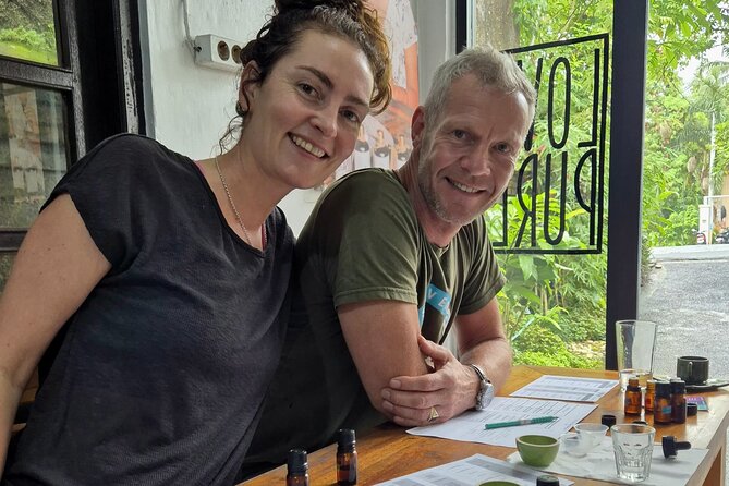 Essence Alchemy Workshop: create self-love blends in Ubud - The Love Pure meeting point in Ubud: calm start, easy structure