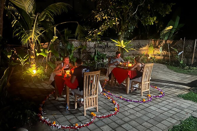 Evening Cooking Class with Romantic Dinner in Ubud - Small-Group Size and Your Instructor: Why Ron’s Style Matters