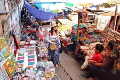 Exploring Bali in 3 Days: Discover Top Places in Bali - Day 2 across Bedugul and the coast: temples, lakes, fruit market, and rice terraces
