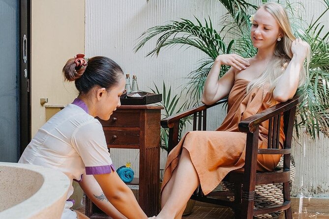 Facial treatment + Balinese massage at Bali Luxury Spa - Thalaso foot wash: the quiet warm-up that changes the whole session
