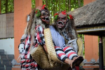 Famous Ubud villlage and Dance Tour with Rice Terrace And Waterfall Visit - Batubulan Barong and Fire Dance: where the story is the spectacle