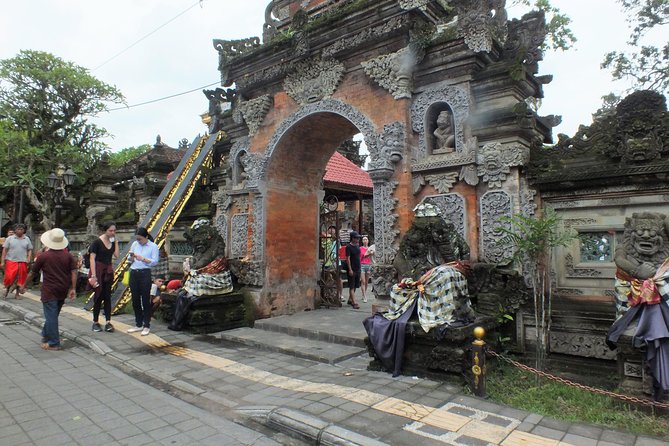 Famous Ubud villlage and Dance Tour with Rice Terrace And Waterfall Visit - Tegenungan Waterfall in 30 minutes: quick nature reset