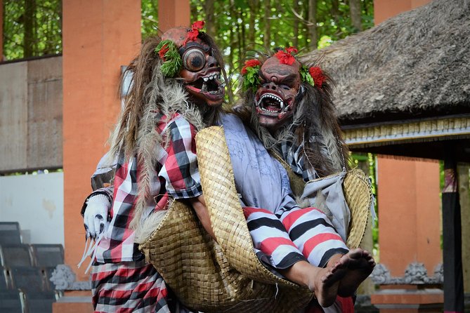 Famous Ubud villlage and Dance Tour with Rice Terrace And Waterfall Visit - Batubulan Barong and Fire Dance: where the story is the spectacle