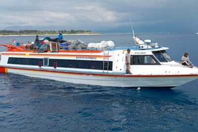 Fast Boat Transfer Bali to Gili & Lombok + Private Hotel Pick-up - Boat schedule and route: what the stops mean for your island plans