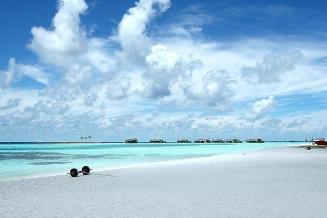 Fastboat to Gili Trawangan or Gili Air - The ocean reality check: rough sea conditions happen