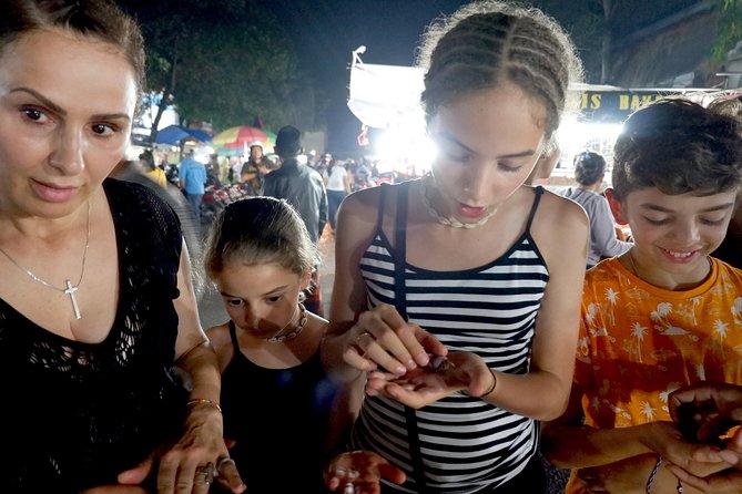 Foodie Tour Bali - Passing Puputan Garden: A Quick Look at Local Night Life