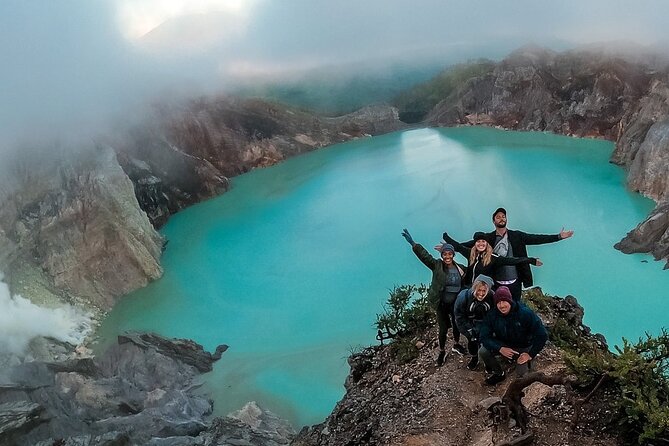 From Bali: 24-Hour Kawah Ijen Blue Flames, Dinner & Room - Dinner, Breakfast, and Your Private Room After the Hike