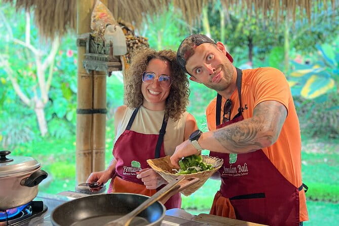 From Ubud: Authentic Cooking Class Visit Traditional Market - Logistics: pickup, private group, and staying comfortable