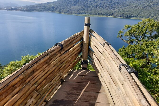 Full Day Bali North West Tour - Waterfall and Scenic Site - Handara Iconic Gate: A Short Stop That’s All About the Photo