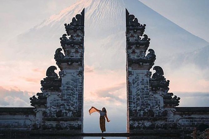 Full-Day Eastern Gate of Heaven at Lempuyang Temple - Tirta Gangga’s Royal Water Palace: Gardens, Fountains, and Mythical Stones